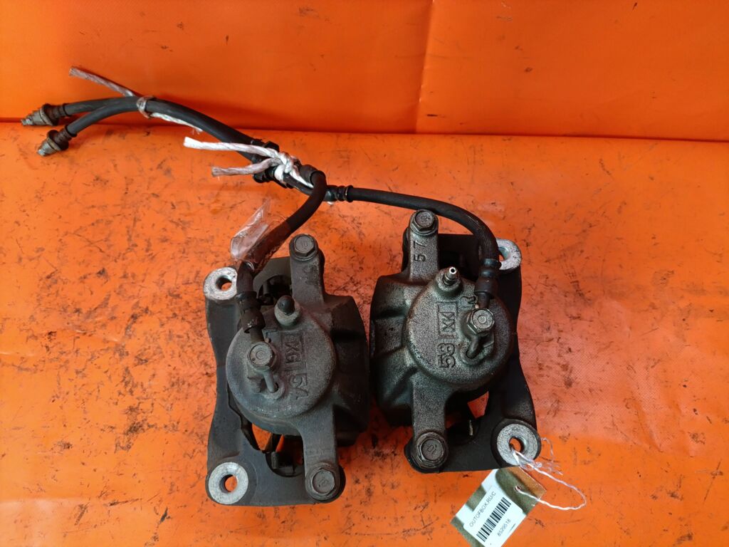 Суппорт на Toyota Ractis NCP120 1NZ-FE, Переднее расположение