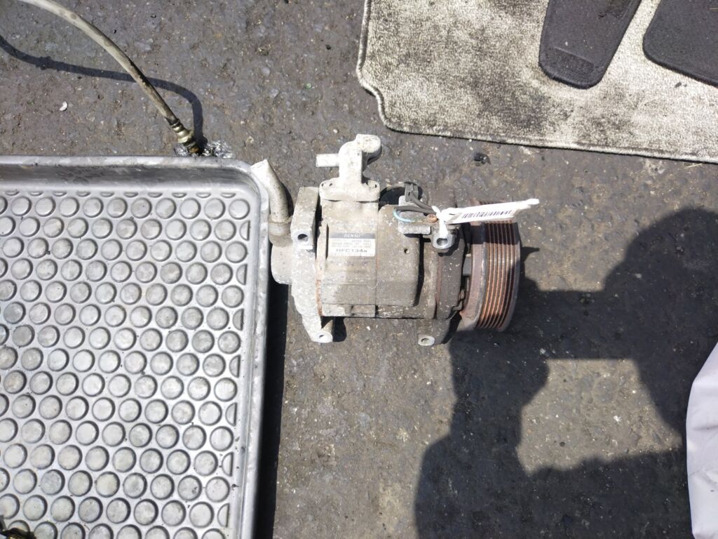 Компрессор кондиционера на Honda Elysion RR1 K24A