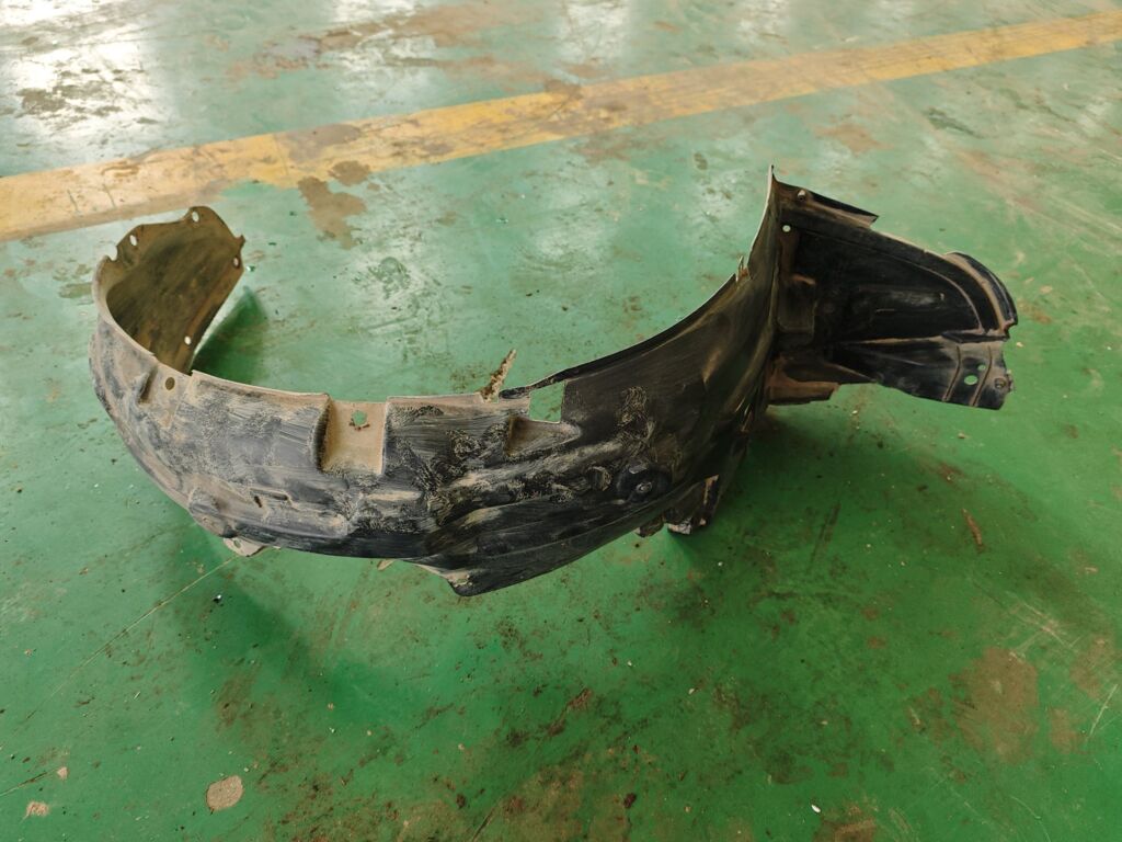 Подкрылок на Suzuki Aerio Wagon RB21S M15A 72316-59J00, Переднее Левое расположение