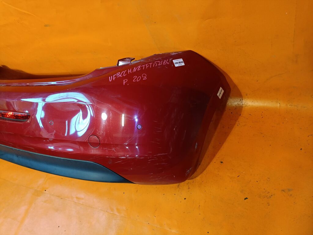 Бампер на Peugeot 208, Заднее расположение