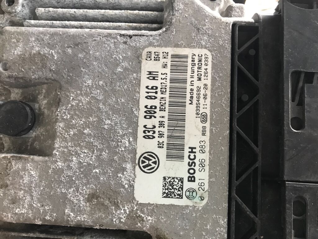 Двигатель на Volkswagen Golf 1K CAX Фото 6