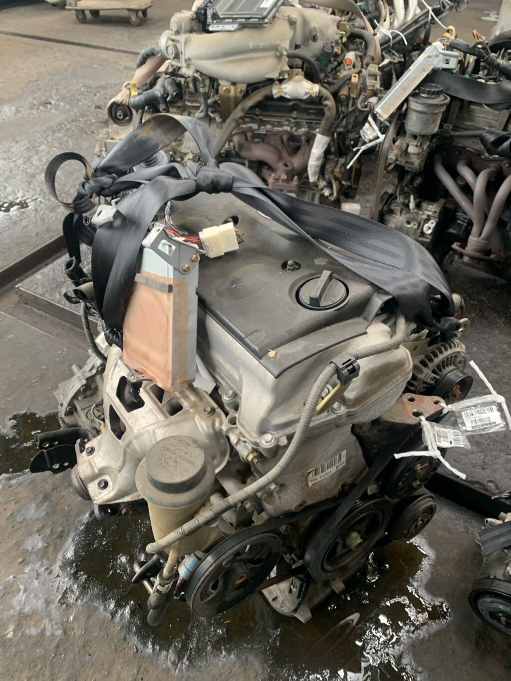 Двигатель на Toyota Will Cypha NCP70 2NZ-FE 19000-21210
