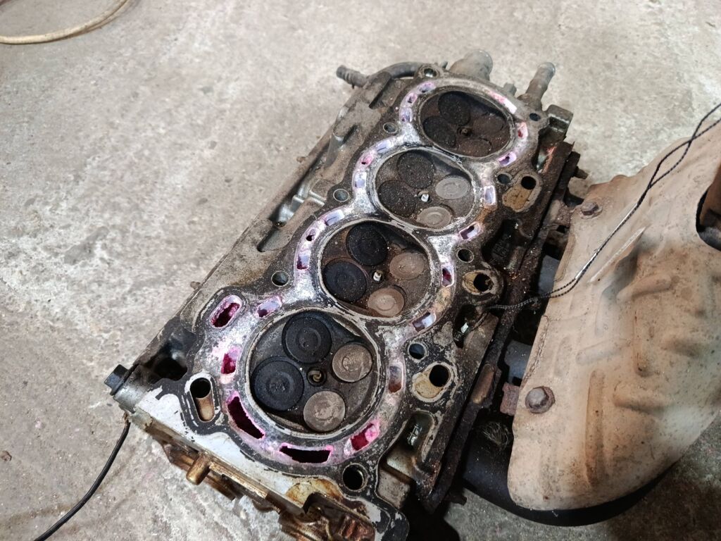 Головка блока цилиндров на Toyota Vista ZZV50 1ZZ-FE Фото 7