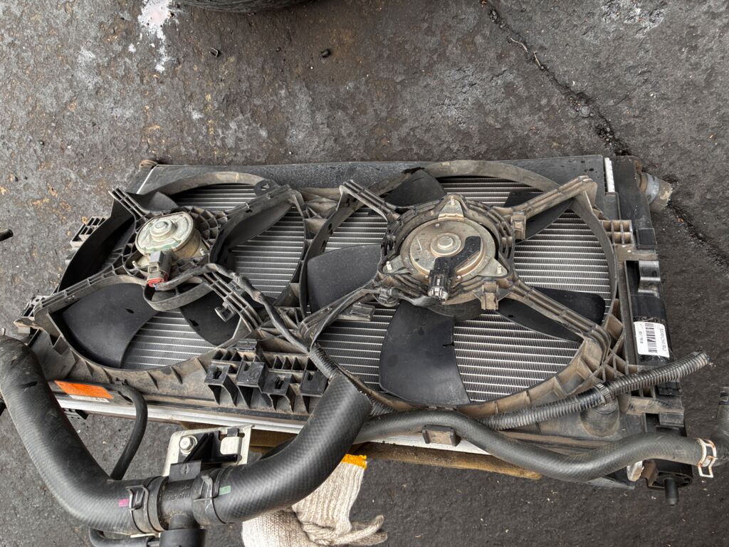 Радиатор ДВС на Mitsubishi Delica D5 CV5W 4B12 00001330T0  00001330T2  00001330V1  00001330V6  00001330W6  01163041  018M41  033-017-0019  033-017-0024-B  0500031  0AMI5821  1025349SX  105216  1100290029  119088  122089  128952T  1330T0  1330T2  1330V1  1330V6  1330W6  1350A050  1350A206  1350A294  1350A297  140093N  1608172180  1608172380  1608997980  1608998080  1611728280  182440  2064036  2428952  242895220JP  2428952H  2428952J  2428952JP  2428952JPLUX  2428952K  2428952R  2428952U  247362  24736220JP  247362H  247362HA  247362HLUX  247362J  247362JP  247362R  247369U  314433  32002207  3321-8503  4321-1013  4322-1006  470R0404  522207R  52234  523408-1  5234081K  523408A1  53906  60322207  6114161N  628952  735575  8010-028  8580805  8MK 376 900-681  A247362H  ACRB035  ACRM035  ADC49863  ARD1449  C557-80  CR 2022 000S  CU2979  DA3470  DAP347000  DCM2532  DRM45023  FP 48 A1372  FP 48 A1372-X  FRC1277  FRC1277M  FX-036-6680  FX-036-6680A  JPR0048  KK0158  KY-MC0088-07  LH2979(1R)M/T  LRC11197  M156I67  MB24500500000  MB37089A  MBLAN07-911  MBLAN07912  MC0001-CY  MC0088-07  MC0088-07-2R  MCCY1226  MK-1004  MMC01-CY  MMC08807  MN156092  MS1181R  MS1221R  MT2207  MT7359  MTA2207  NC01058012B  NC01058013  NC01058013B  NDM-1029  NDM-1029-T  PL032036  PR4010A2  PRD1449  PRS3800  PRS4017  RA628952  RA628952Q  RB-1019  RC00200  SG-MC0001-CY  SG-MC0088-07  SG-MC0088-07-R  TD-036-6680  TD-036-6680A  TGA1022  VCS0650  VCS0916  VCS1118  VCS628952  VCS7895  VCS8952  VCS8953  VT06126  WG1722706