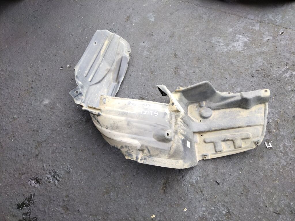 Подкрылок на Toyota Crown GS151 1G-FE 53875-30060, Переднее Правое расположение