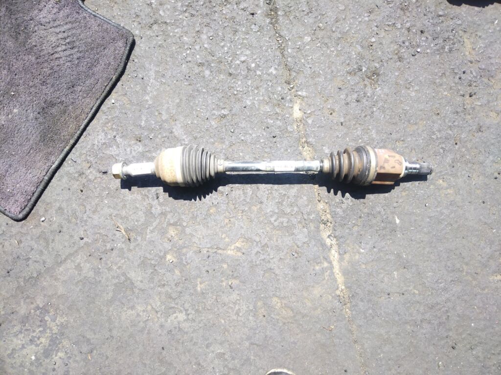 Привод на Nissan Note E11 HR15DE, Переднее Левое расположение