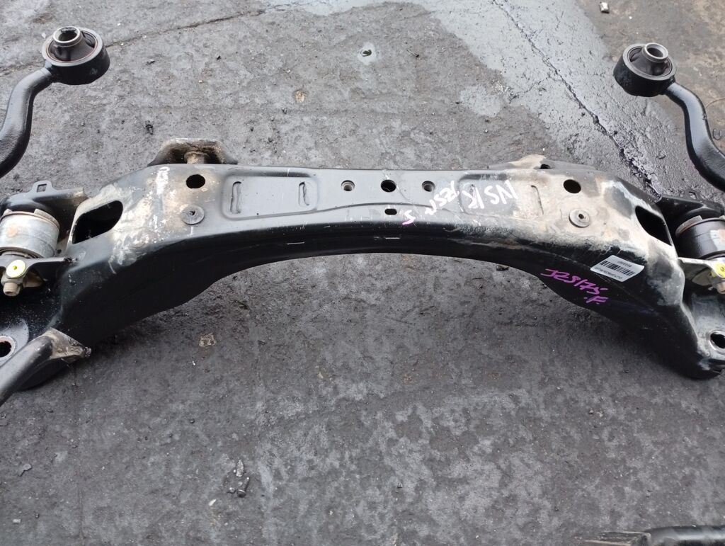 Балка под ДВС на Toyota Crown JZS175 2JZ-FSE 51201-51011, Переднее расположение