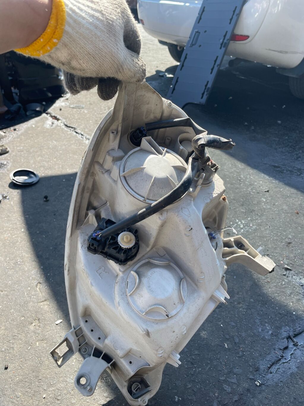 Фара на Toyota Passo KGC30 100-51007, Правое расположение