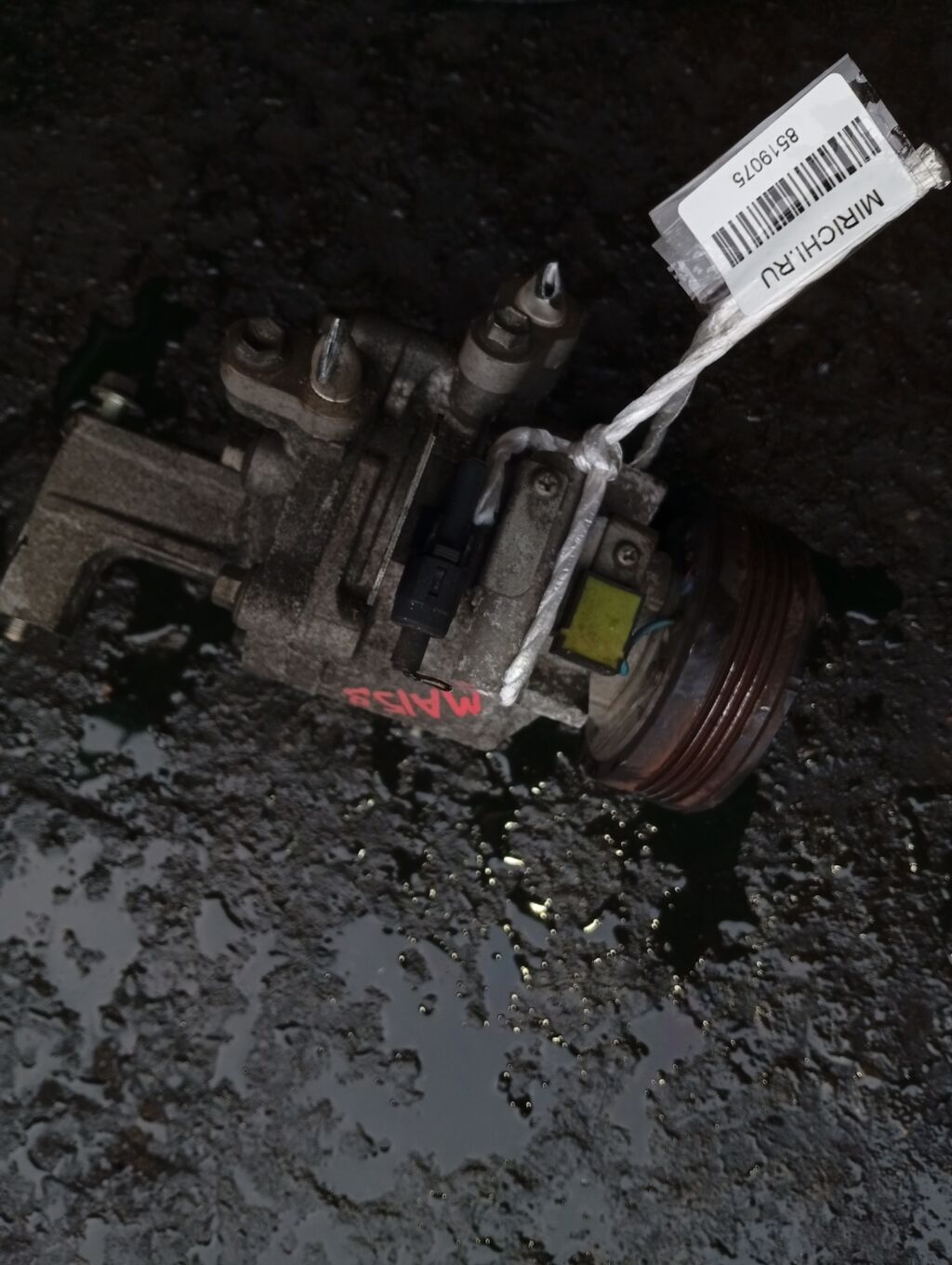 Компрессор кондиционера на Suzuki Solio MA15S K12B 95201-68LA2