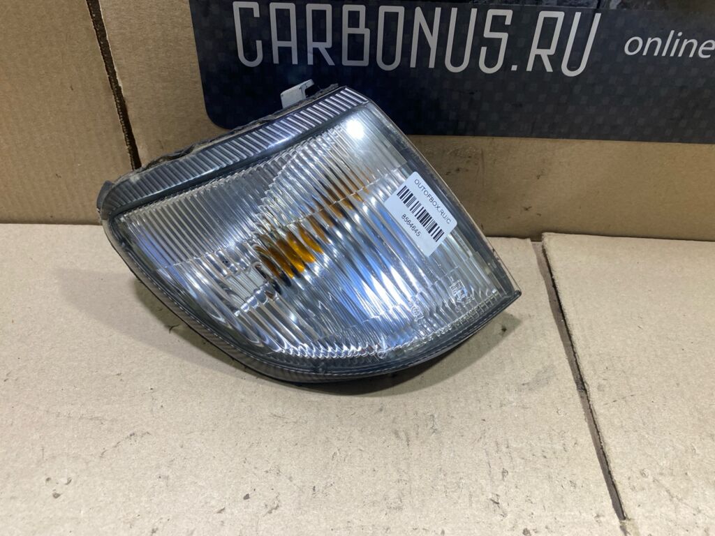 Поворотник к фаре на Subaru Forester SF5 3398, Правое расположение