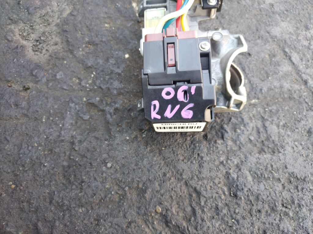 Замок зажигания на Honda Stream RN6