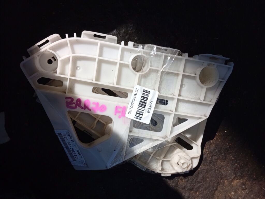 Крепление бампера на Toyota Voxy ZRR70G 52115-28210  52116-28210, Переднее расположение
