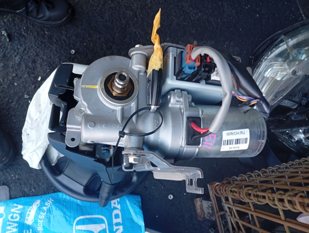 Рулевая колонка на Nissan Note E11