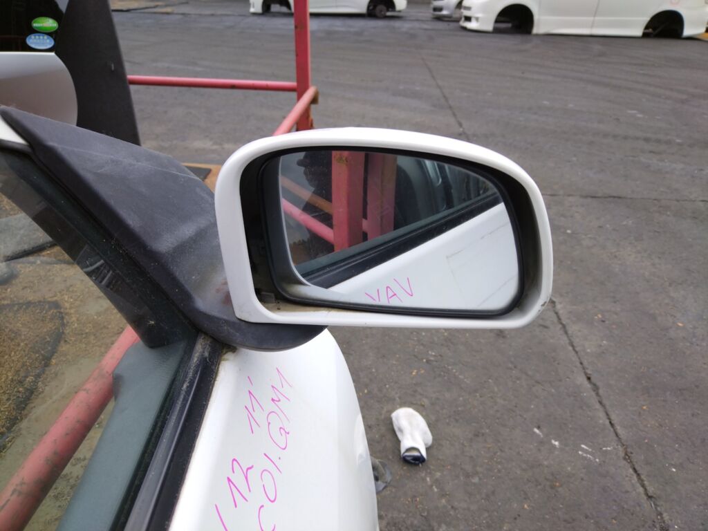 Зеркало двери боковой на Nissan Ad Expert VAY12, Правое расположение