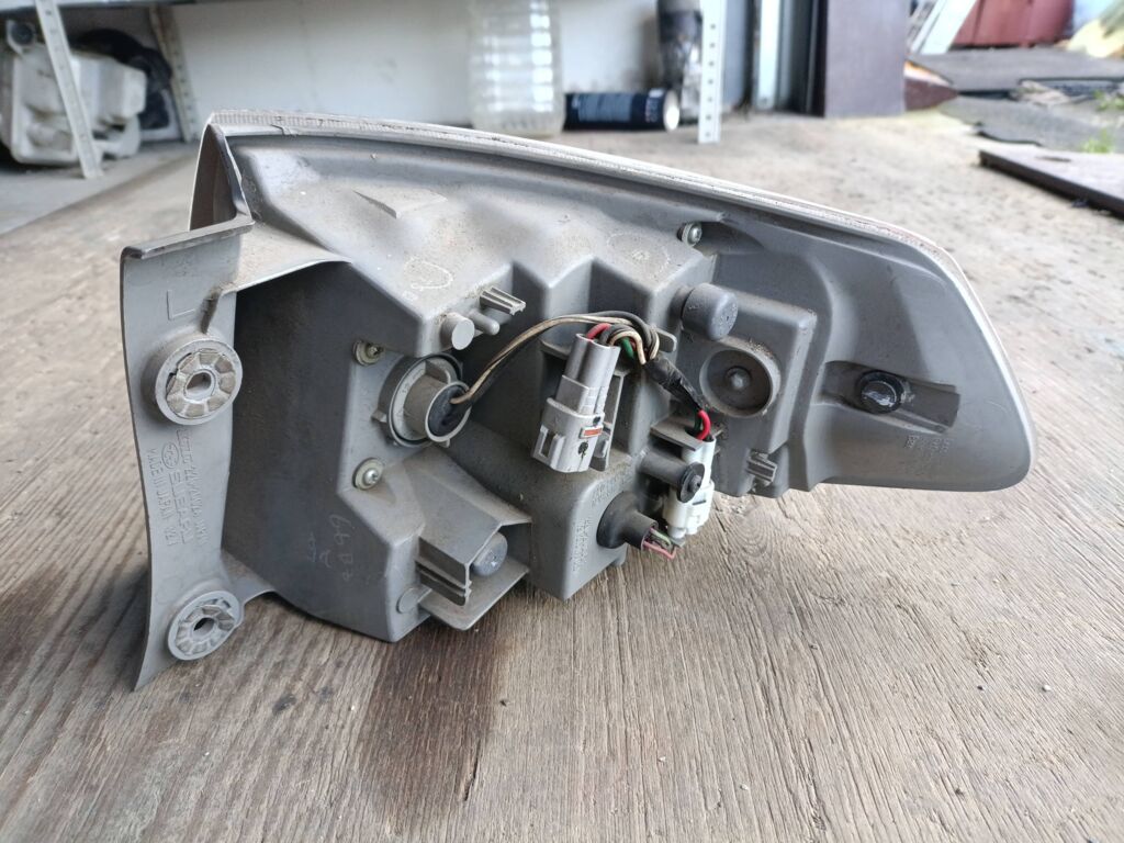 Стоп 220-20024 220-20024,84912FG010 на Subaru Impreza Wagon GH2 Фото 2