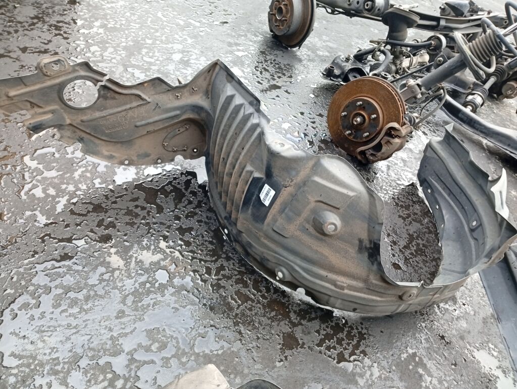 Подкрылок на Mazda Atenza GHEFP LF, Переднее Левое расположение