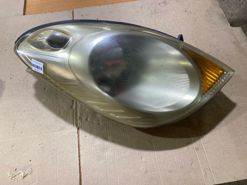 Фара на Nissan Note E11 1757, Правое расположение
