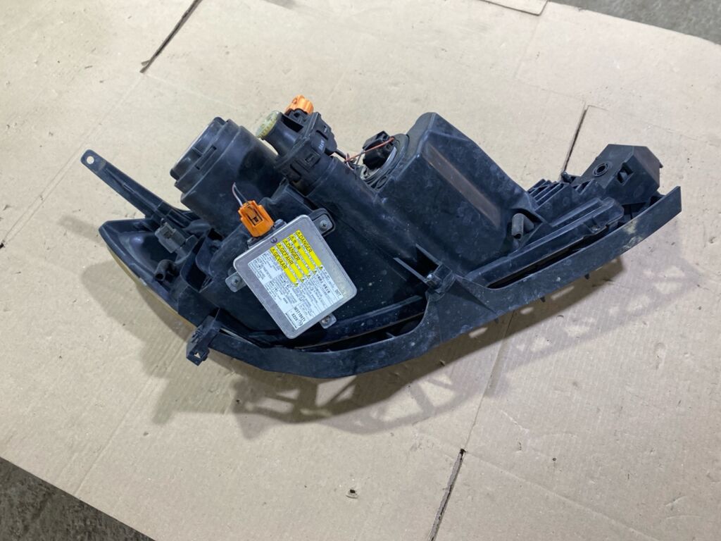 Фара P2952 P2952 на Mazda Axela BK5P Фото 3