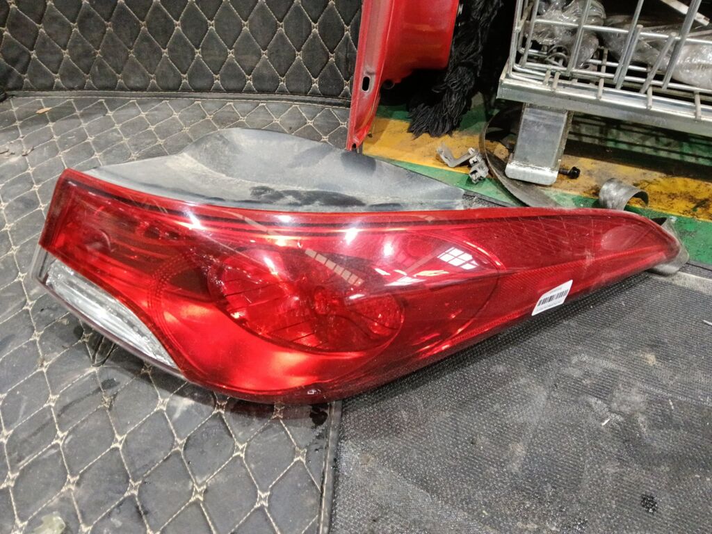 Стоп 92402-4V000 на Hyundai Elantra MD Фото 2