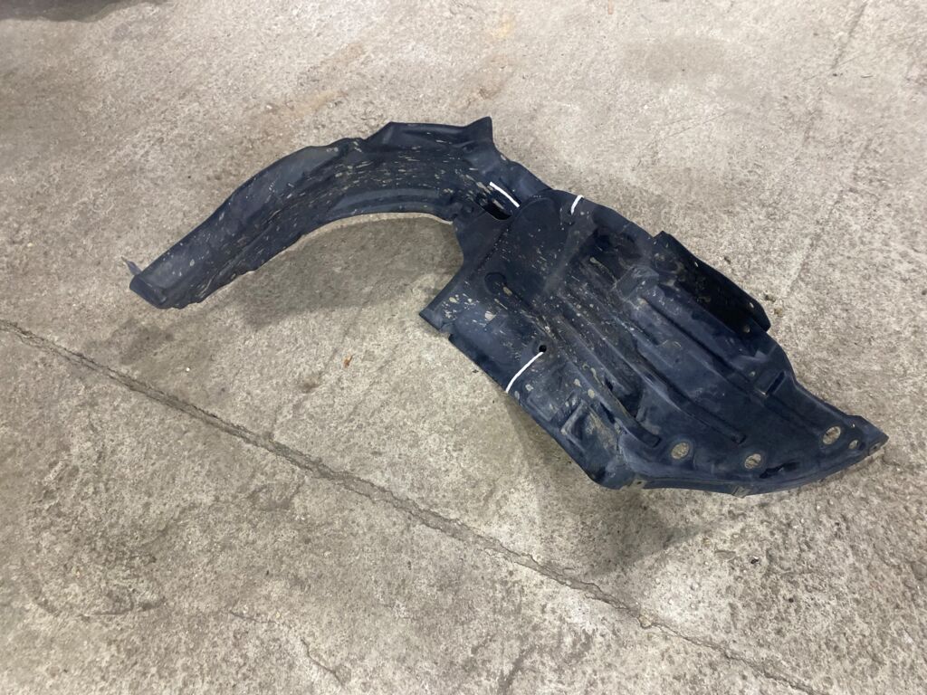 Подкрылок на Nissan Teana J31 638459Y000, Переднее Левое расположение