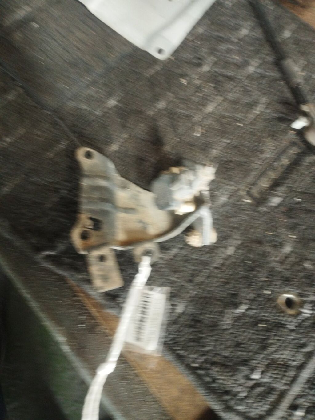 Датчик регулировки наклона фар на Honda Stepwgn RK5, Переднее расположение