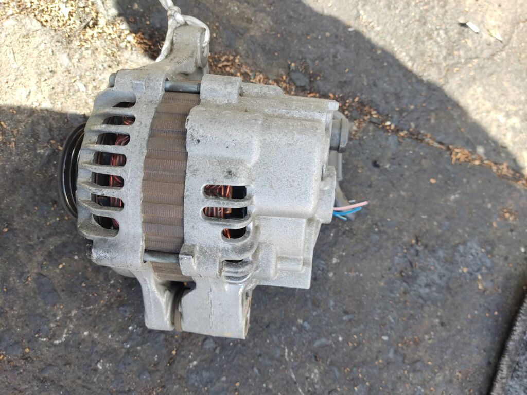 Генератор на Suzuki Jimny JB23W K6A 31400-76J11