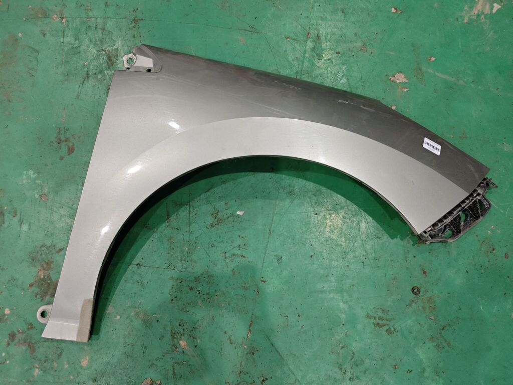Крыло переднее на Peugeot 408 9656738680, Правое расположение
