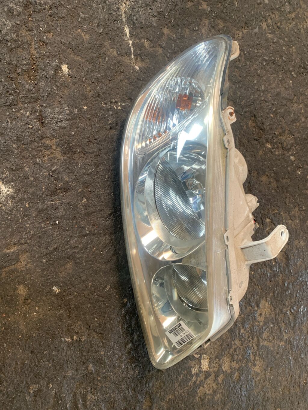 Фара на Nissan Bluebird Sylphy FG10 1723, Правое расположение