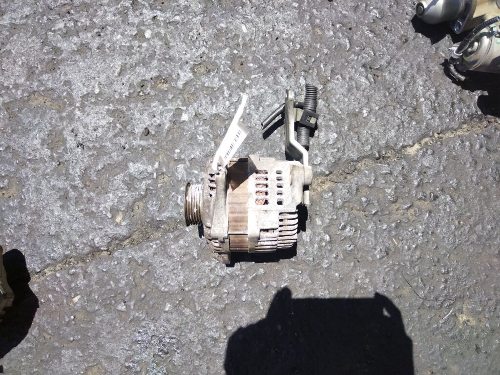 Генератор 23100-EG010 на Nissan Fuga Y50 VQ25DE Фото 2