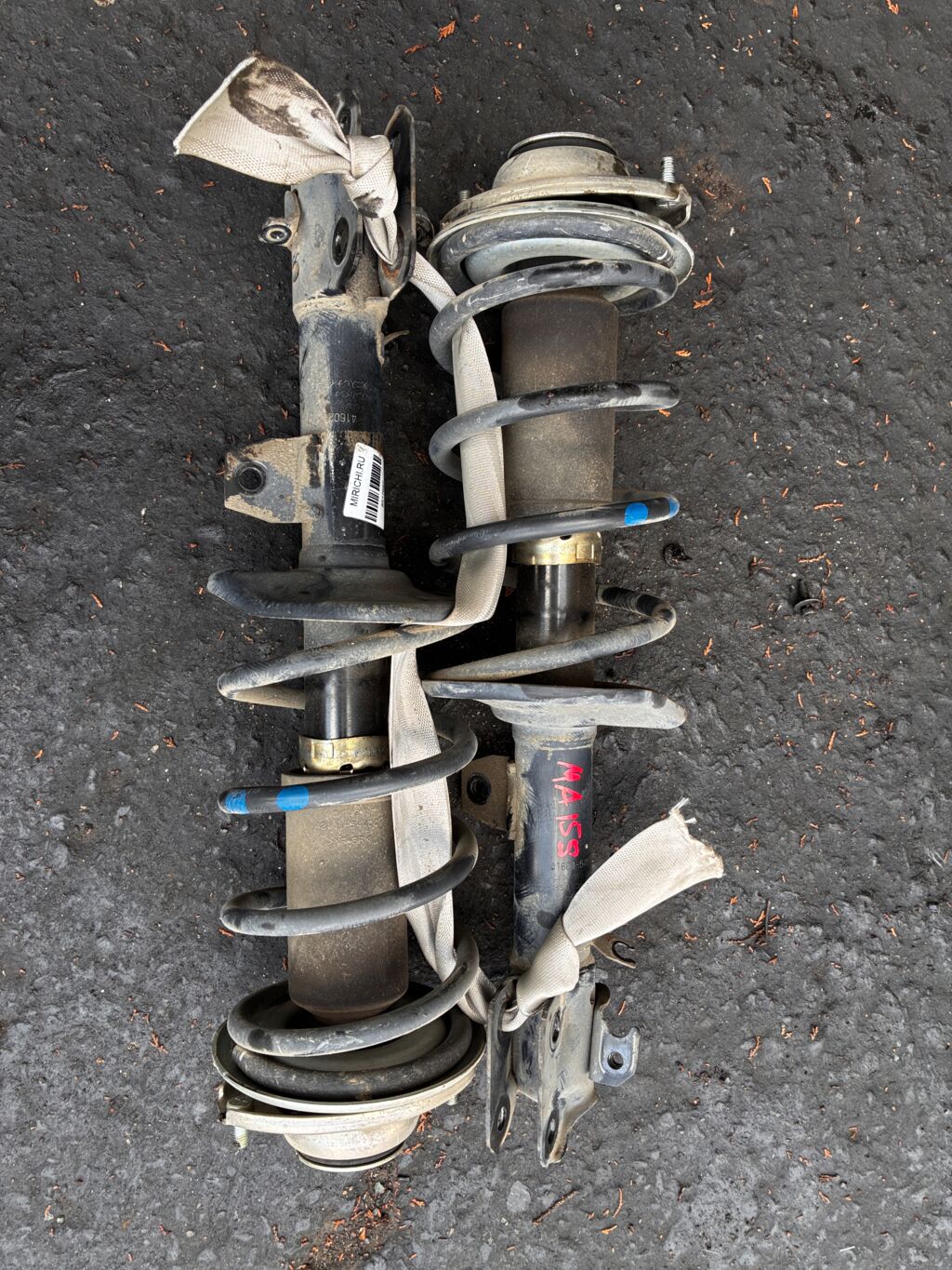 Стойка амортизатора на Suzuki Wagon R Solio MA15S K12B, Переднее расположение