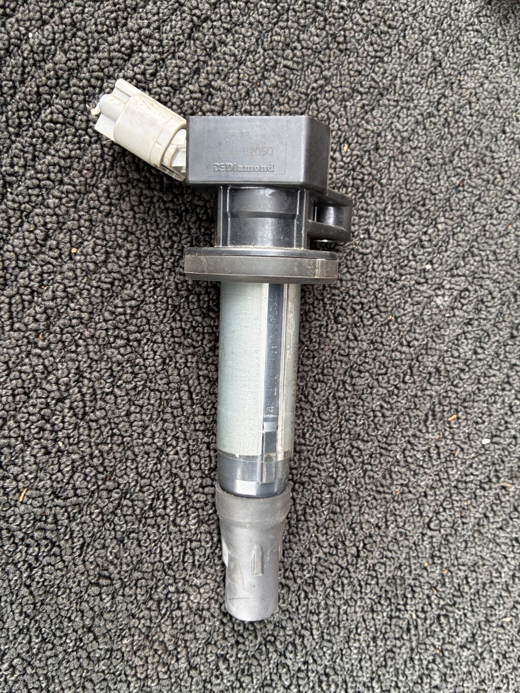 Катушка зажигания на Toyota Passo KGC30 1KR-FE 19500-B2050