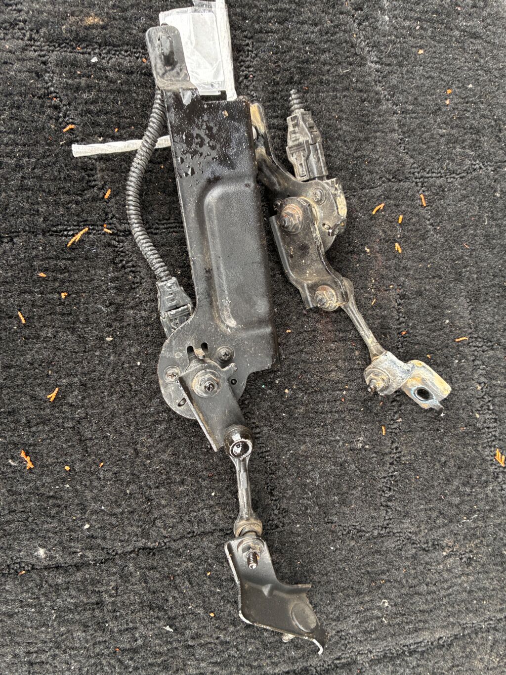 Датчик регулировки наклона фар на Honda Freed GB3