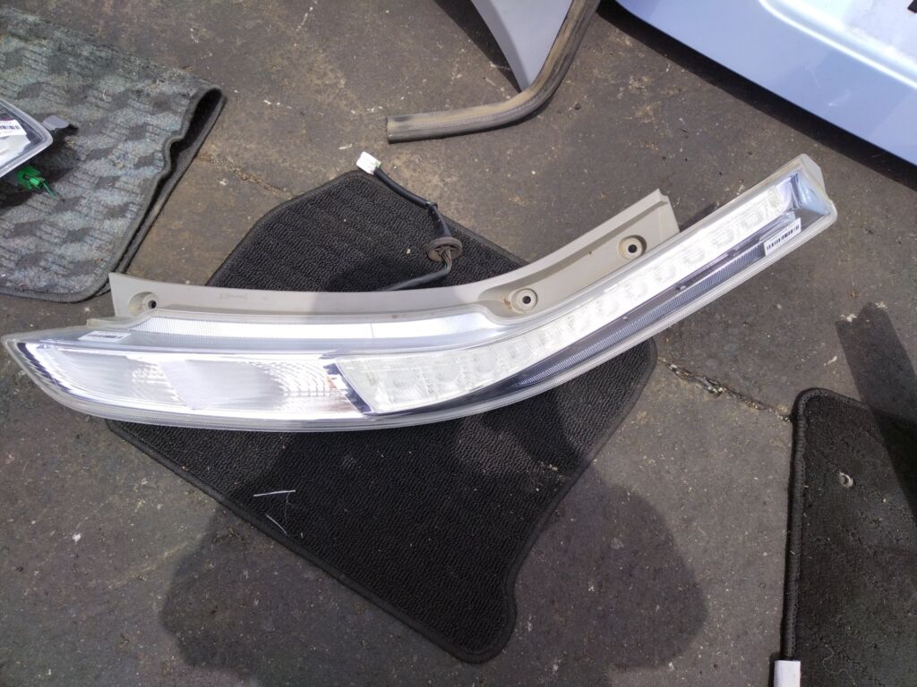 Стоп на Nissan Leaf AZE0 D115, Правое расположение