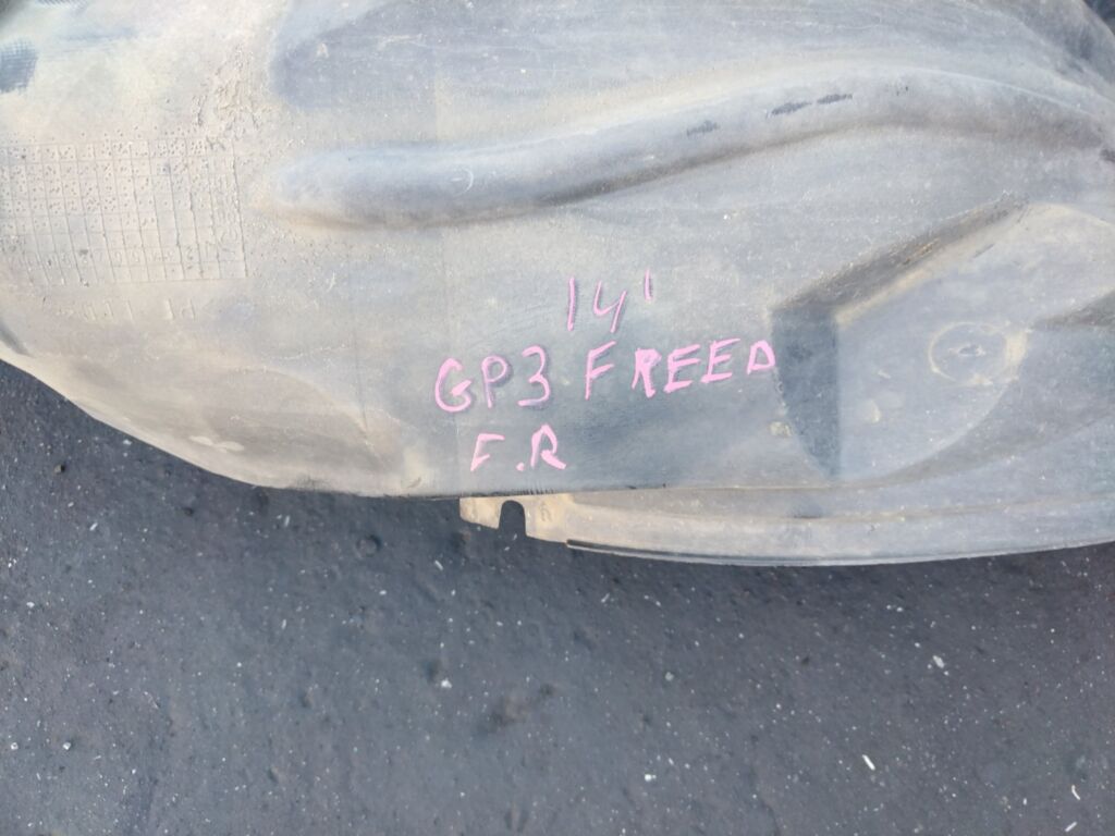 Подкрылок на Honda Freed Hybrid GP3 LEA 74101-SYY-00, Переднее Правое расположение