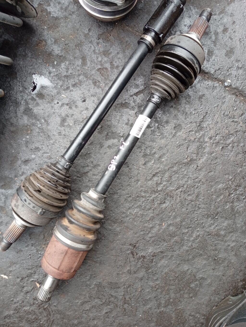 Привод на Honda Fit Shuttle Hybrid GP2 LDA, Переднее Левое расположение