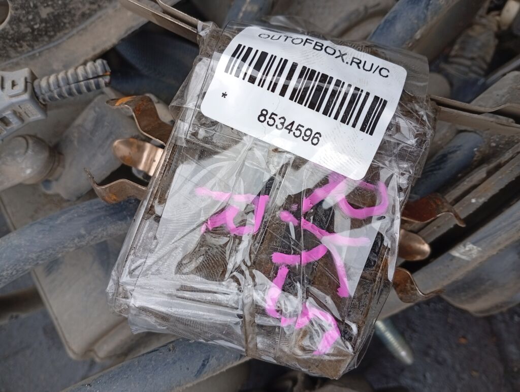 Тормозные колодки на Honda Stepwgn RK5 R20A, Заднее расположение