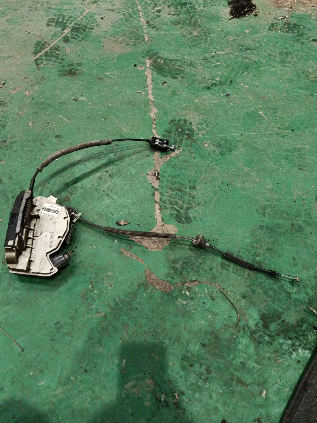 Замок двери на Skoda Superb 3T 5ND839015, Заднее Левое расположение