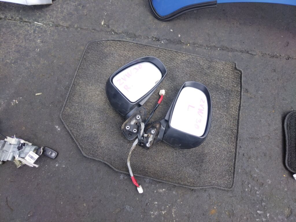 Зеркало двери боковой на Toyota Prius ZVW30 Фото 2