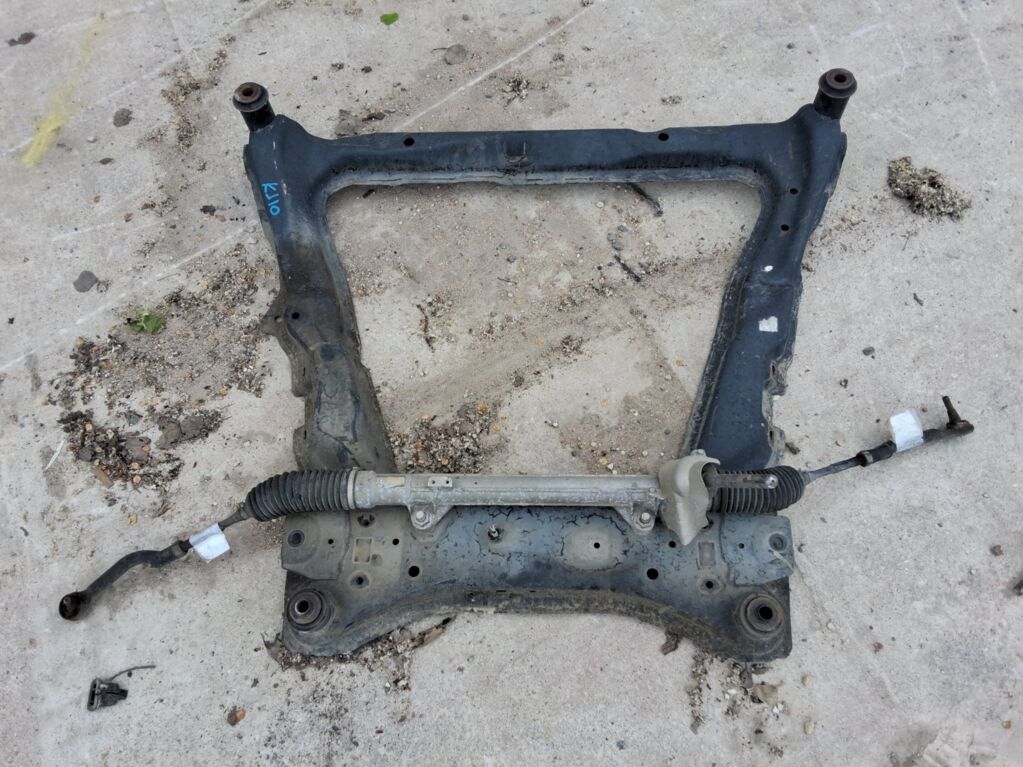 Балка под ДВС на Nissan Dualis KJ10 MR20DE, Переднее расположение