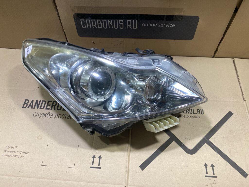 Фара на Nissan Skyline V36 100-23075, Правое расположение