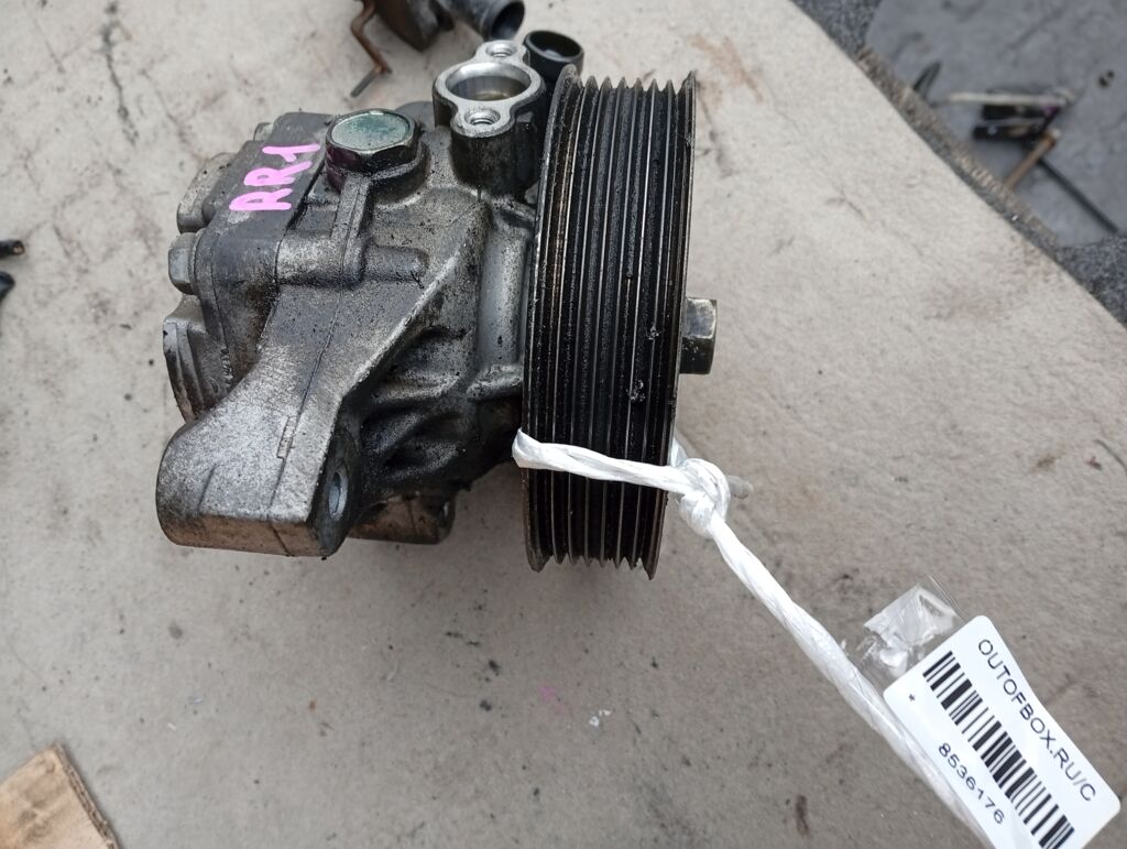 Насос гидроусилителя на Honda Elysion RR1 K24A