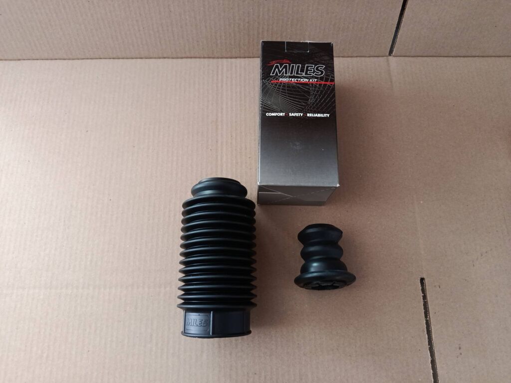 Пыльник стойки MILES DB47026 на Skoda Octavia Фото 2