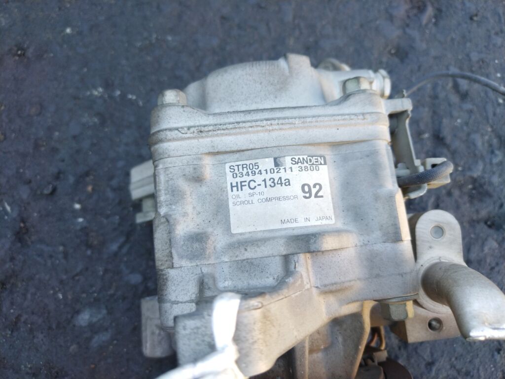 Компрессор кондиционера на Honda N-Box JF1 S07A
