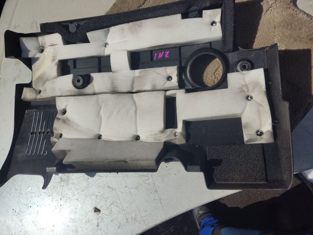 Кожух ДВС на Toyota Porte NCP141 1NZ-FE 11212-21070