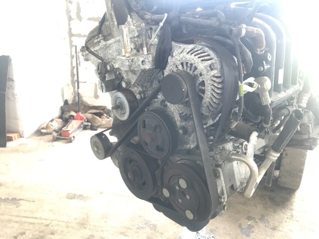 Двигатель на Mazda Axela BK5P ZY Фото 2