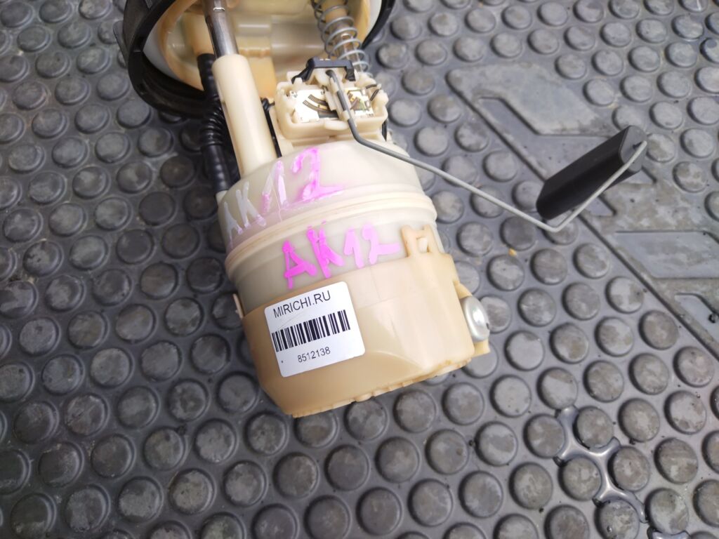 Бензонасос на Nissan March AK12 CR12DE