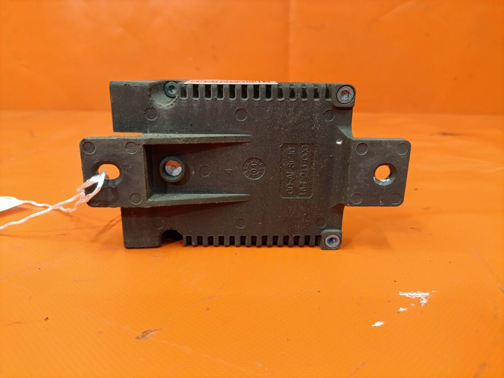 Блок управления вентилятором на Mercedes-Benz Clk-Class C208.344 111.956 A0255455932