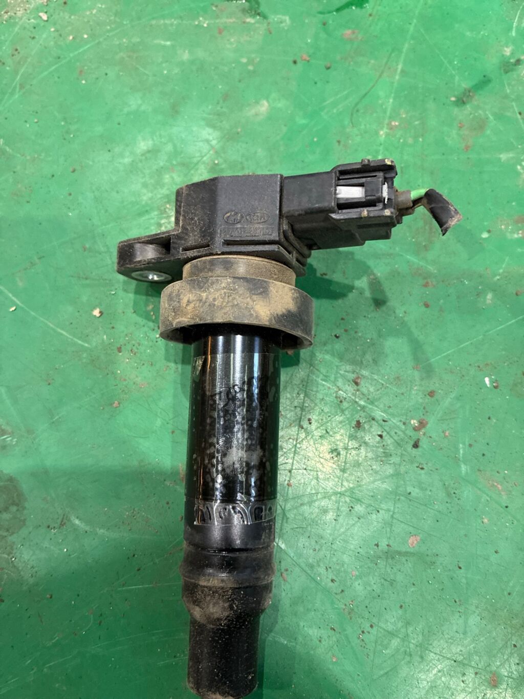 Катушка зажигания на Hyundai Solaris RB G4FA 27301-2B010
