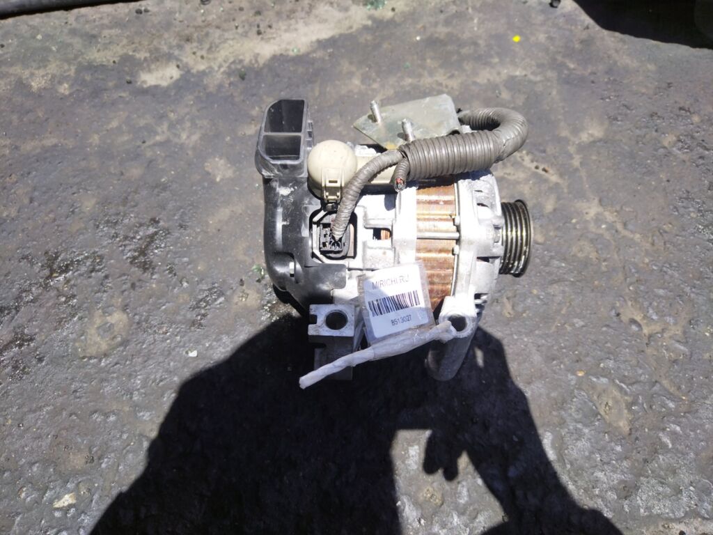 Генератор на Mazda Atenza GHEFP LF-VE