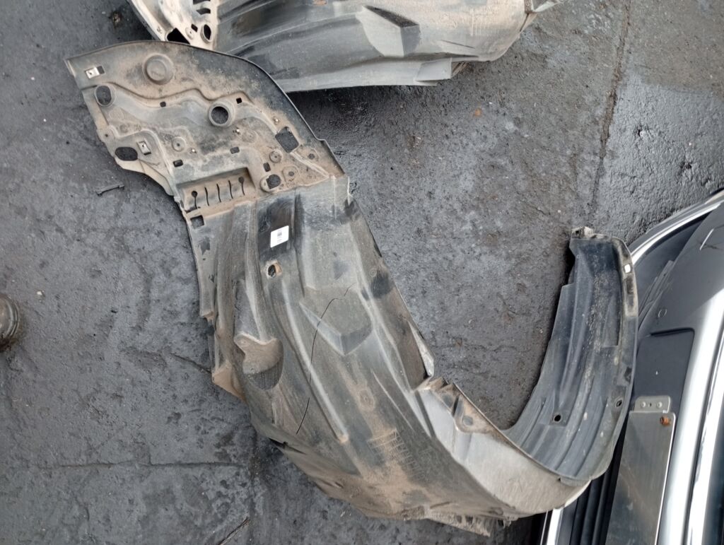 Подкрылок на Honda Fit Shuttle GP2 LDA 74101-TK6, Переднее Правое расположение